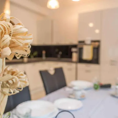 In / Otok Krk 30519 Apartment